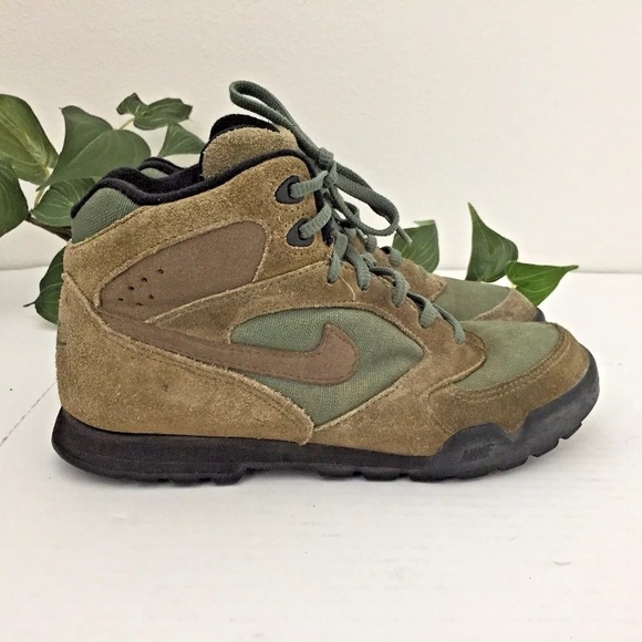 90's nike hiking boots
